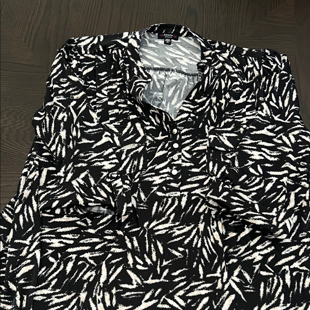 Cocomo Black and White Patterned Blouse